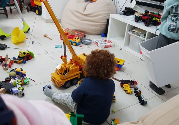 #אמא_עצמאית_בנעלי_בית – קורונה יום 8 יש חיים בבית